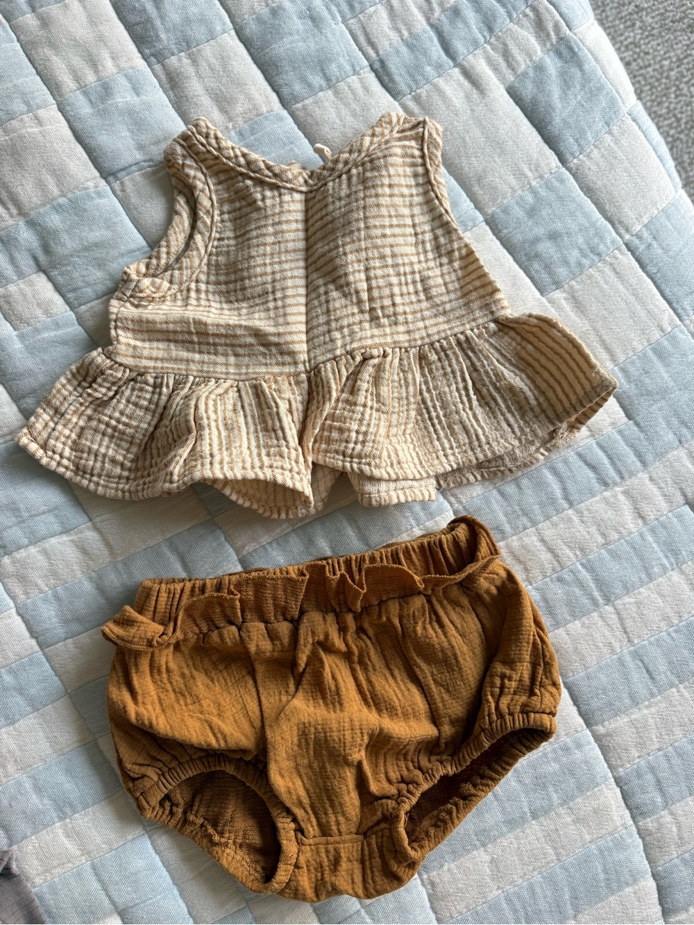 Quincy Mae Cream Ruffle Muslin Top & Brown Bloomers
